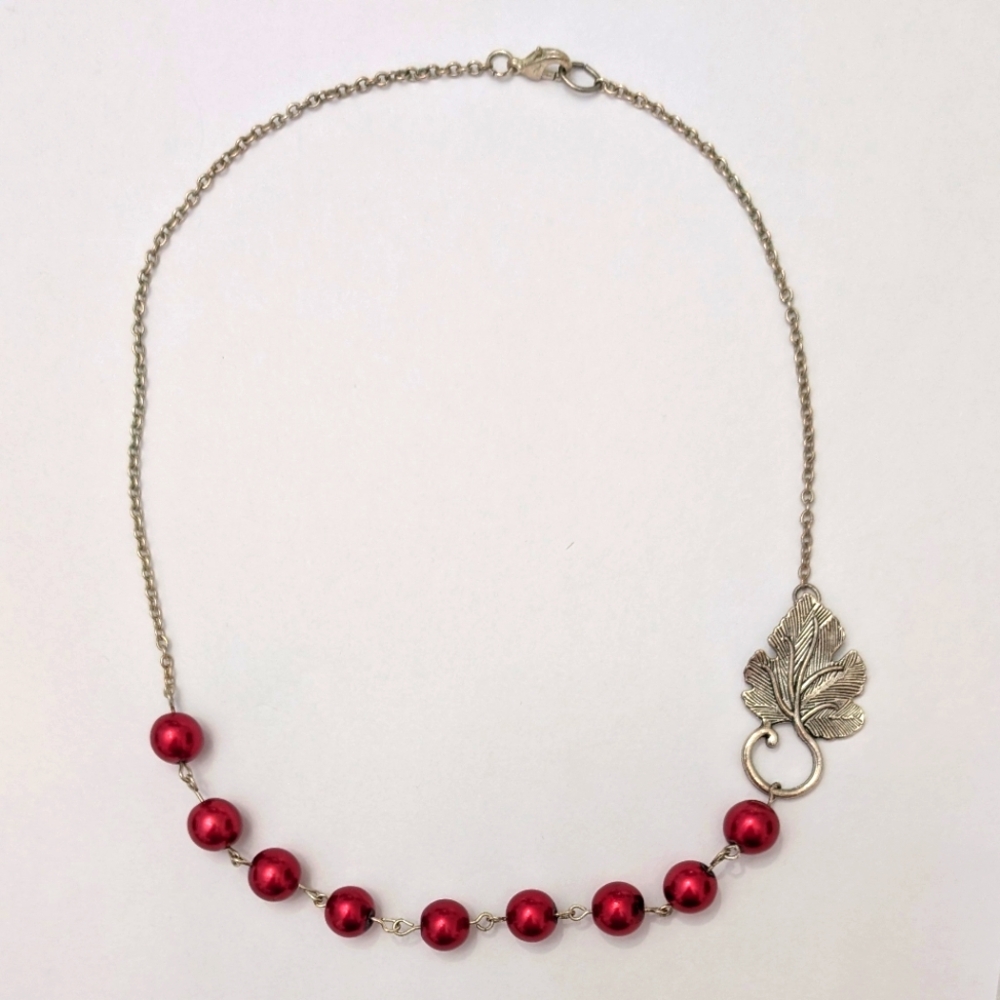 Holiday Necklace with leaf and red beads